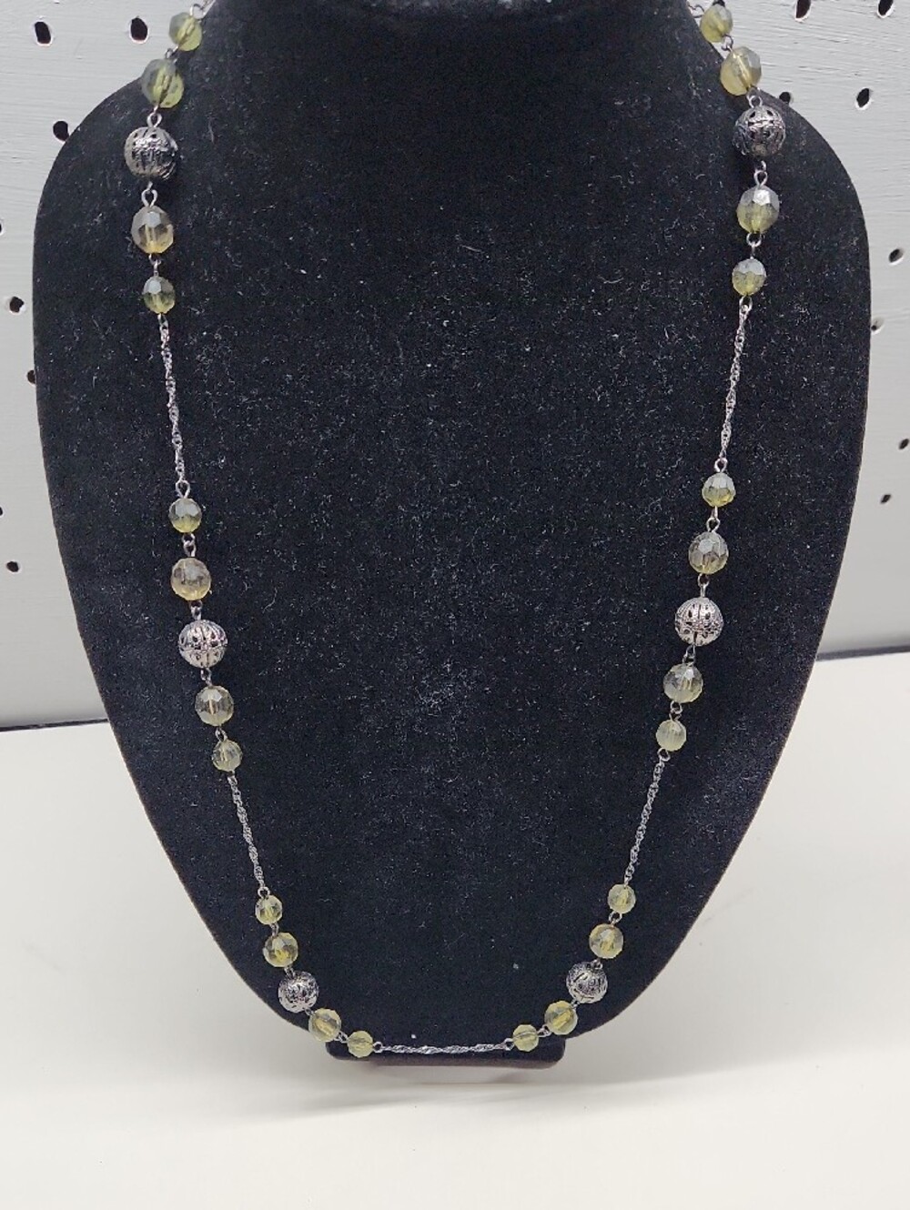 Unbranded Necklace Bundle - Picture 6 of 8